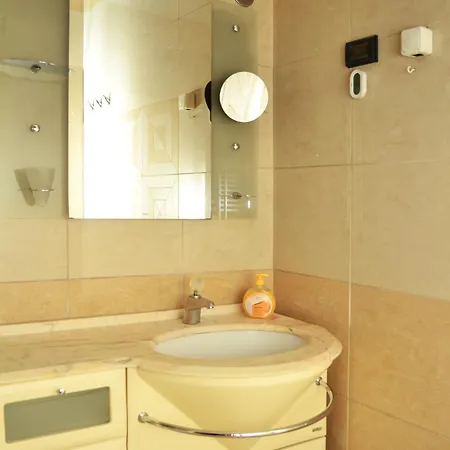 Balkan Beauty By He-ra Apartment Skopje
