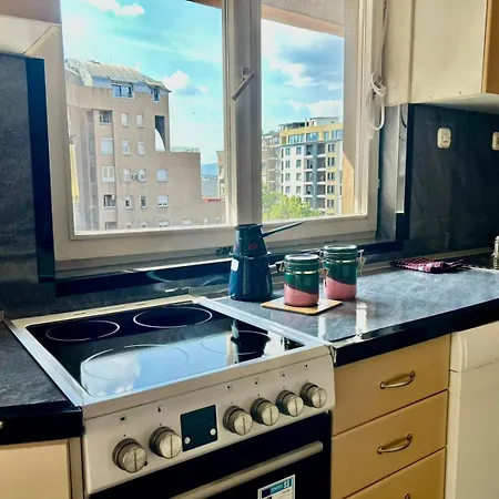 Balkan Beauty By He-ra Skopje