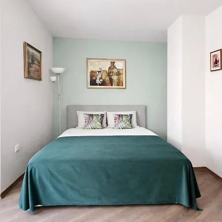 Balkan Beauty By He-ra