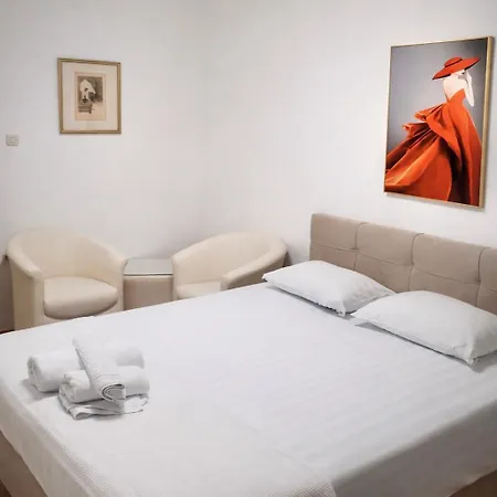 Balkan Beauty By He-ra *